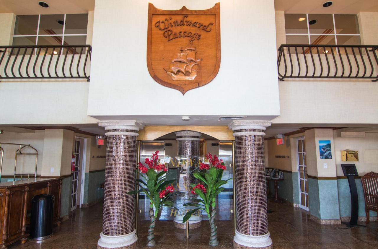 Windward Passage Hotel Charlotte Amalie Bagian luar foto